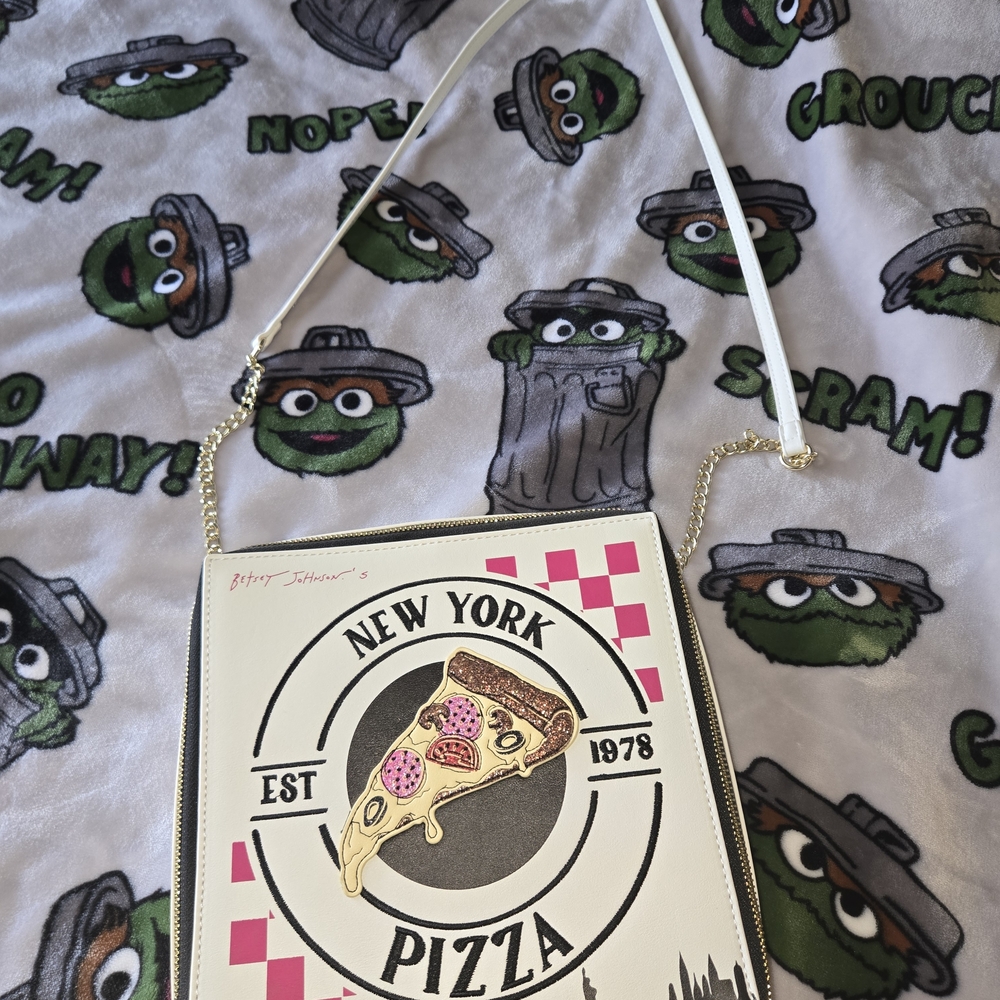 New York Pizza Kids Crossbody Bag - White and Gold